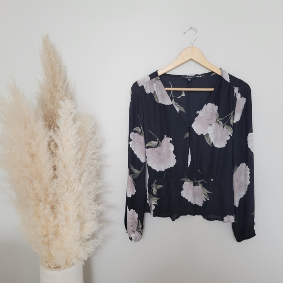 Dynamite Floral Long Sleeve Blouse Black Top Size XS - Picture 3 of 4